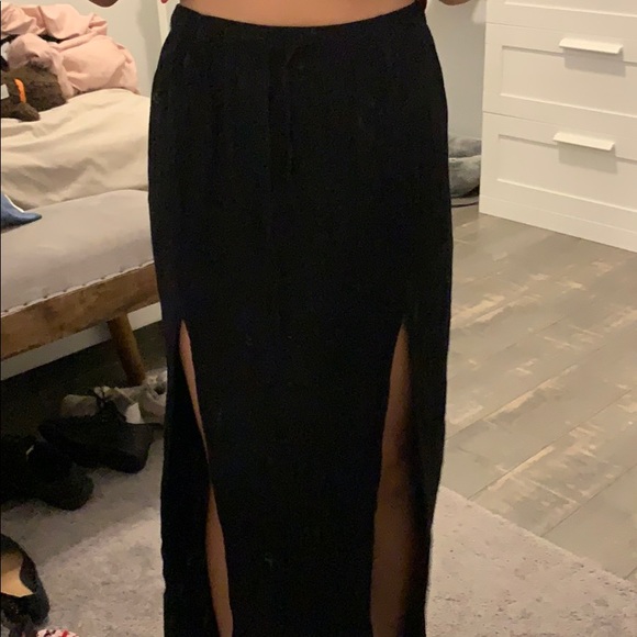 Forever 21 Skirt w/ slits - Picture 2 of 2